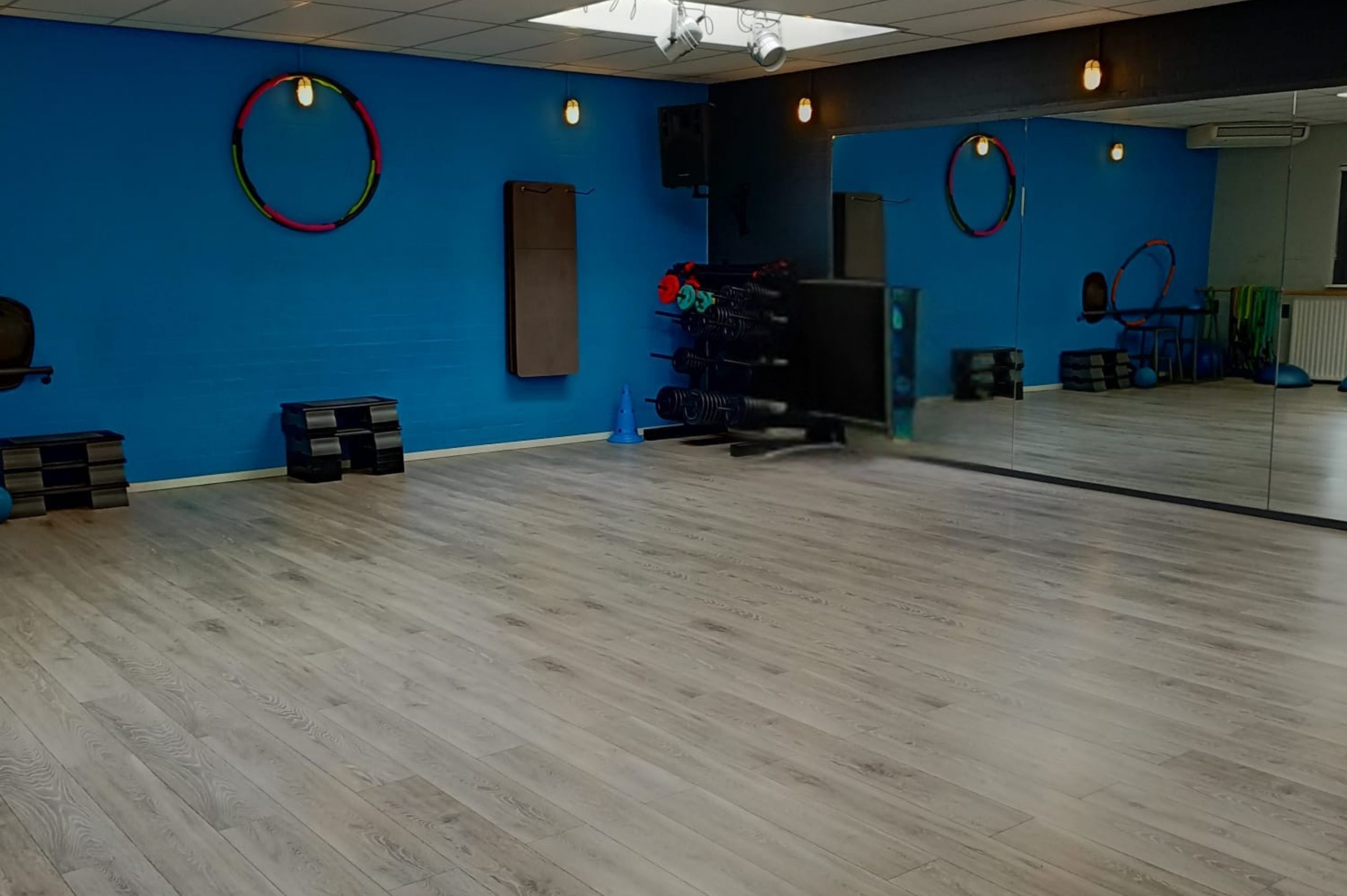 in deze yogalessen met ervaren instructeurs en workout staat trainen op je eigen niveau centraal (3)